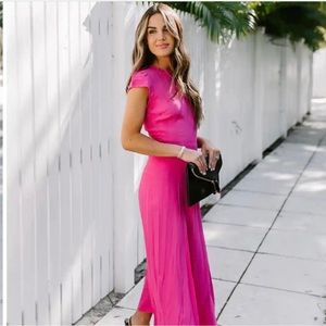 VICI pink dress size L- worn only 1x